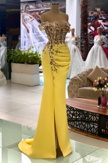 Column Yellow Sleeveless Off-The-Shoulder Stain Long Sweetheart Evening Dress with Beadings