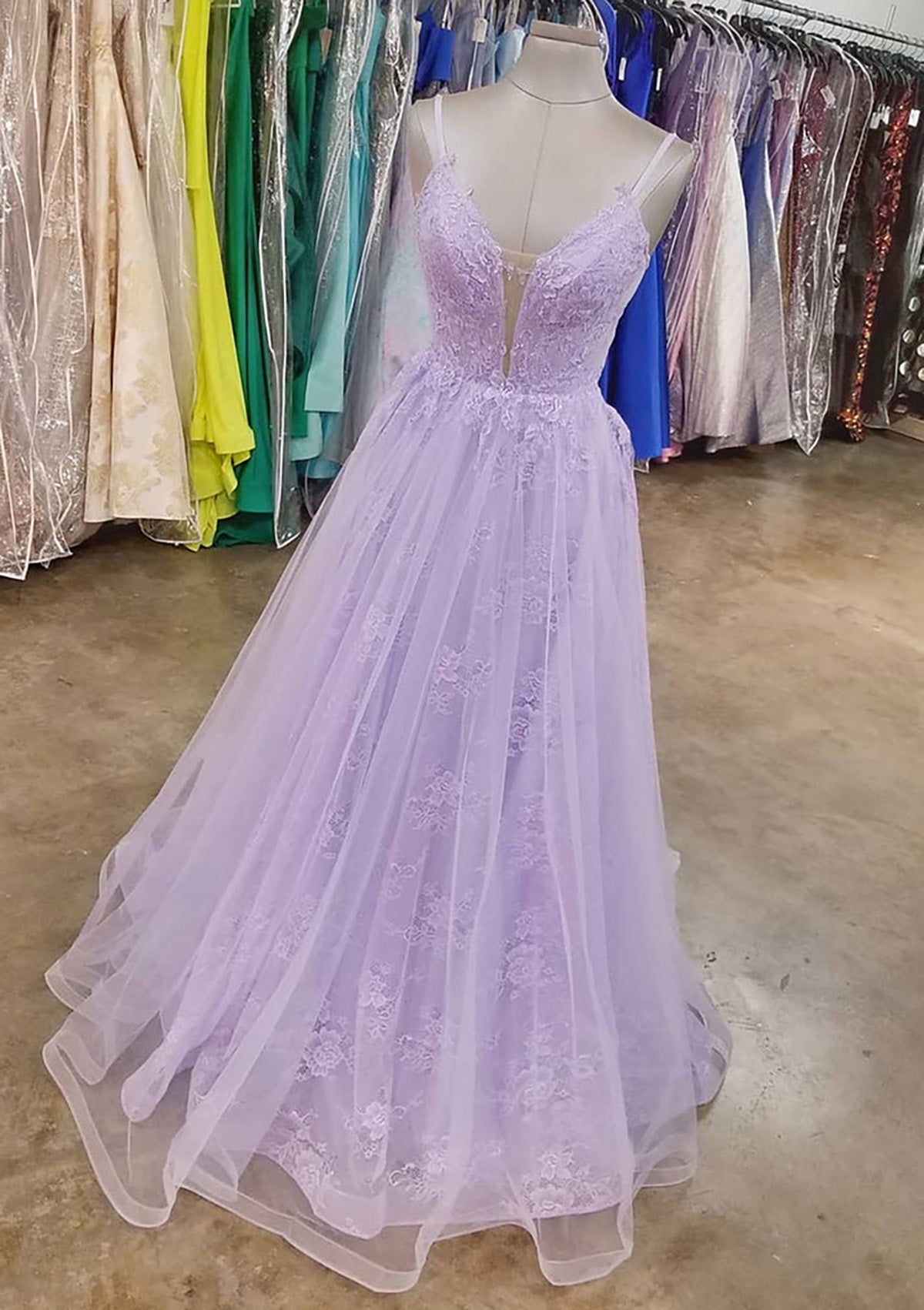 Lilac Prom Dresses, A-line V Neck Spaghetti Straps Long/Floor-Length Lace Tulle Prom Dress
