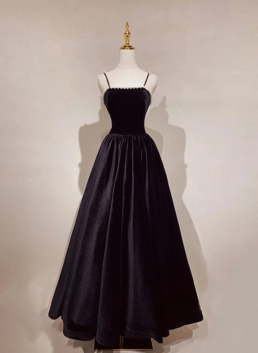 A-Line Black Velvet Floor-Length Prom Dress, Pearls Spaghetti Straps Long Party Dress