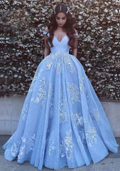 Ball Gown Off The Shoulder Sleeveless Court Train Tulle Prom Dress With Pleated Appliqued