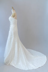 Chic Long Sheath Strapless Ruffle Lace Wedding Dress