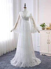 Elegant Long A-line V-Neck Tulle Lace Wedding Dresses with Sleeves