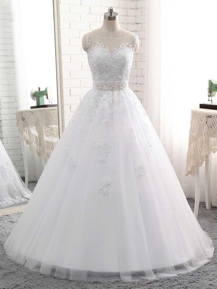 Elegant Long Ball Gown Tulle Lace-Up White Wedding Dresses