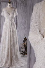 Elegant Short Sleeve A-line Lace Wedding Dress