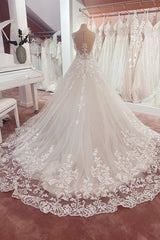 Long A-Line Appliques Lace Sweetheart Tulle Wedding Dress