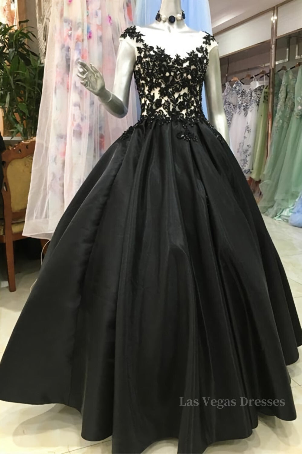 Round Neck Black Lace Floral Long Prom Dress, Black Lace Formal Dress with Appliques, Black Evening Dress